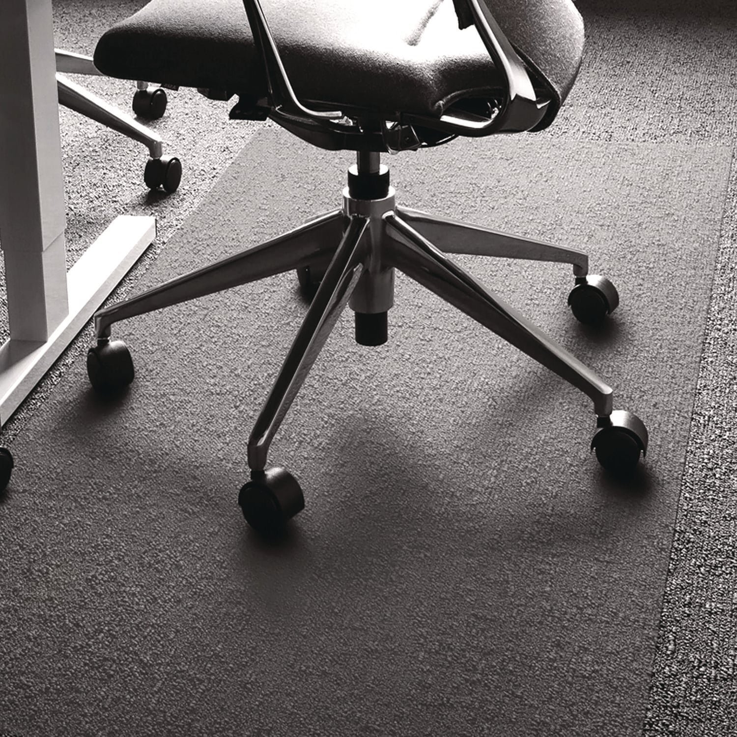 floortex-cleartex-ultimat-xxl-polycarb-square-office-mat-for-carpets-60-w-x.jpg